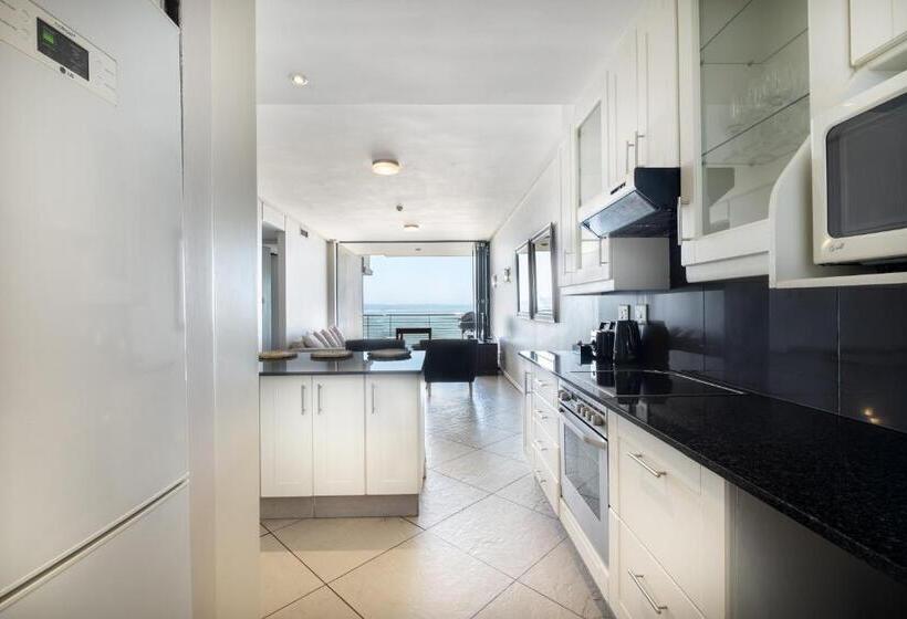 Апартаменты Deluxe 2 Спальни Вид на Море, Point Waterfront Apartments