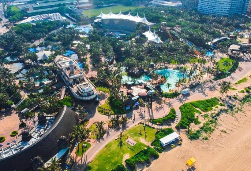 Апартаменты Deluxe 3 Спальни Вид на Море, Point Waterfront Apartments