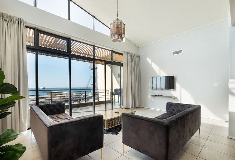 Апартаменты Deluxe 3 Спальни Вид на Море, Point Waterfront Apartments