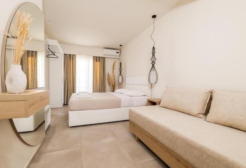Полулюкс, Mystery Suites & Apartments