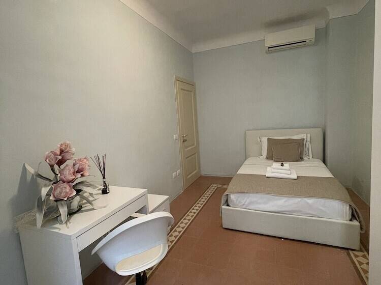 اتاق استاندارد یک نفره, Homelink Firenze   De  Medici