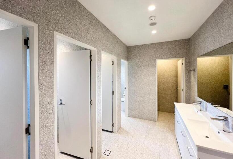 스탠다드 룸 공동 욕실, Tempe Hotel Sydney