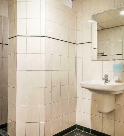 Quarto Estandar Individual Banheiro Compartilhado, Frans Op Den Bult