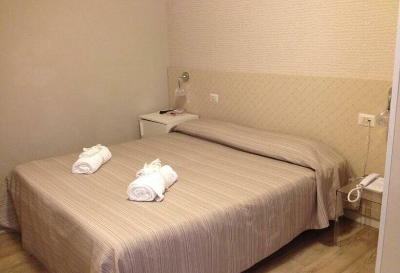 标准间, Villa Rosa