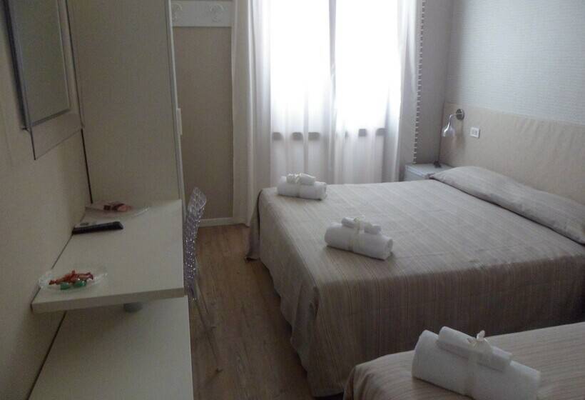 标准间, Villa Rosa