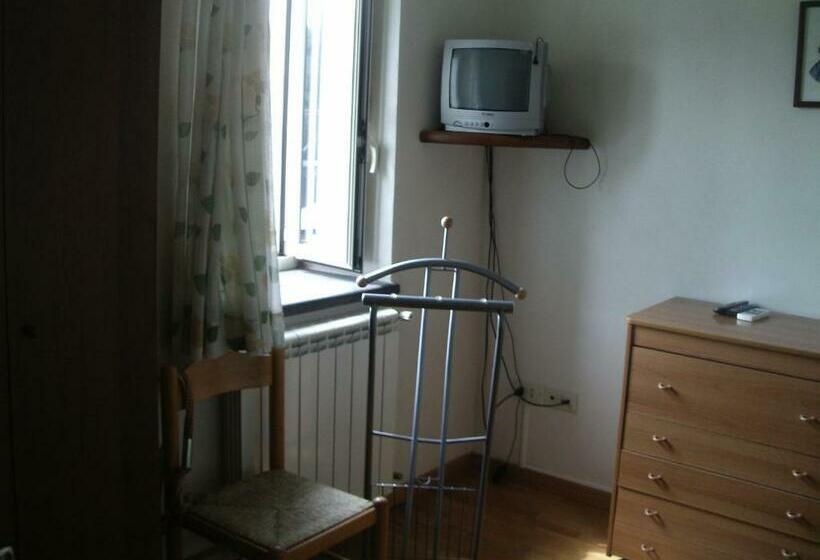 スタンダードシングルルーム, Bed & Breakfast Fuocomuorto