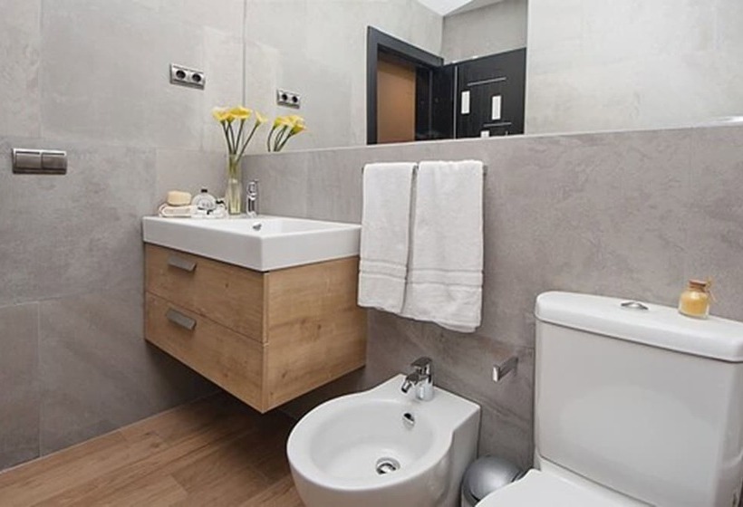 آپارتمان لوکس 1 خوابه, Apartamentos Suites Oficentro Deluxe