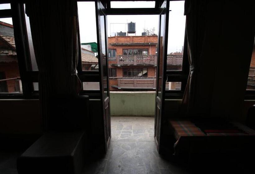 اتاق اکونومی با حمام مشترک, Golden Gate Guest House