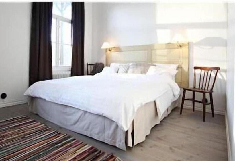 Номер Стандарт, Café Mandeltårtan B&b Villafloraviola