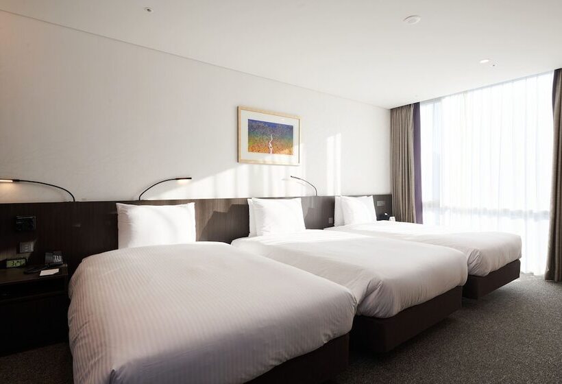 Quarto Triplo Basic, Nine Tree By Parnas Seoul Myeongdong 2