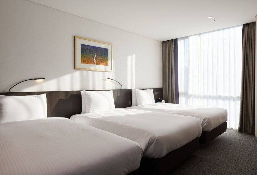 Quarto Triplo Basic, Nine Tree By Parnas Seoul Myeongdong 2