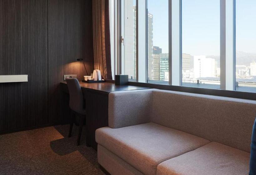 Quarto Premium, Nine Tree By Parnas Seoul Myeongdong 2