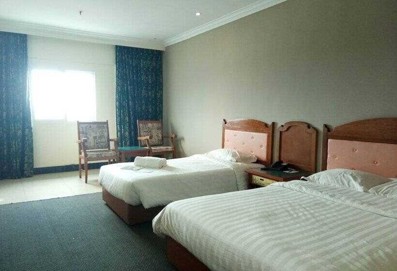 Quarto Deluxe, Purnama
