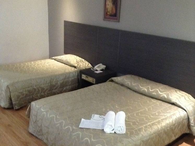 Quarto Deluxe, Purnama