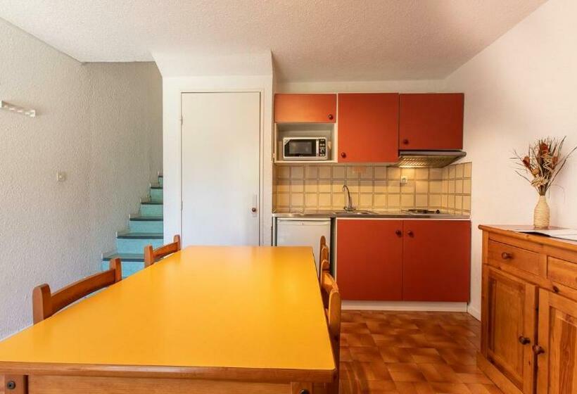 Апартаменты 2 Спальни, Vacanceole  Residence Les Gorges Rouges