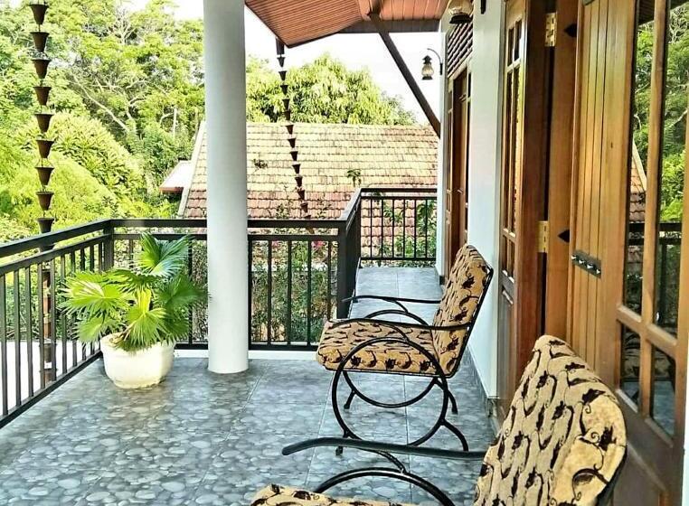 标准间带露台, Calm Palace Tangalle