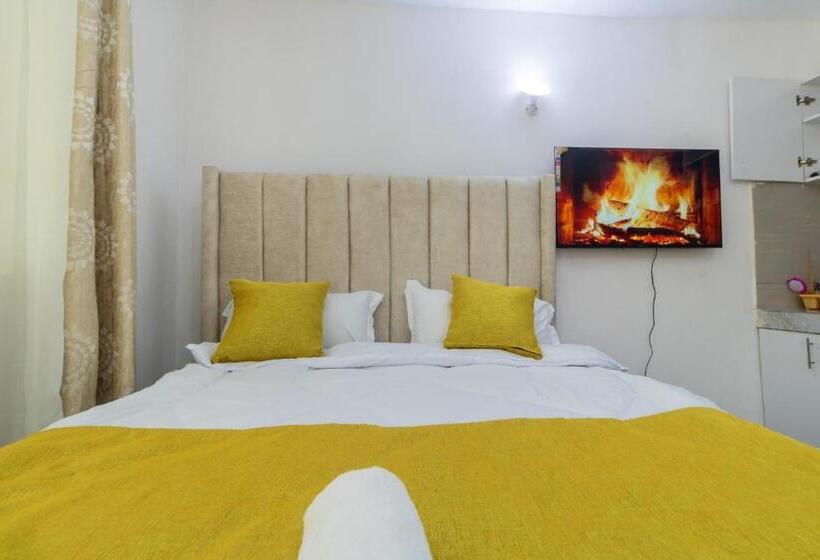 استودیو خانوادگی, Studio Airbnb Apartment, In Bamburi Mwembeni, Mombasa