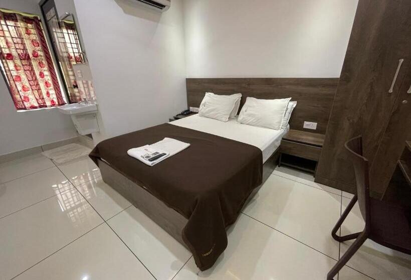 اتاق استاندارد, Rk Residency Calicut