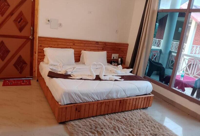 패밀리 스위트, The Farmerian Resort