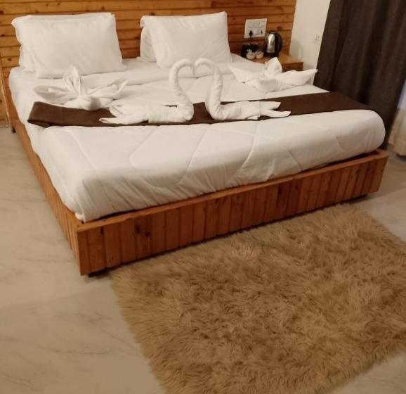 패밀리 스위트, The Farmerian Resort