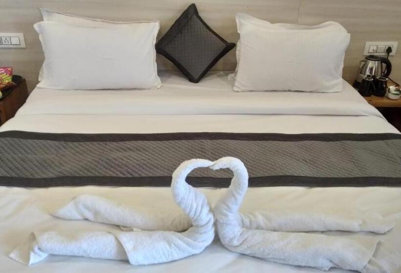 수피리어 스튜디오, The Farmerian Resort