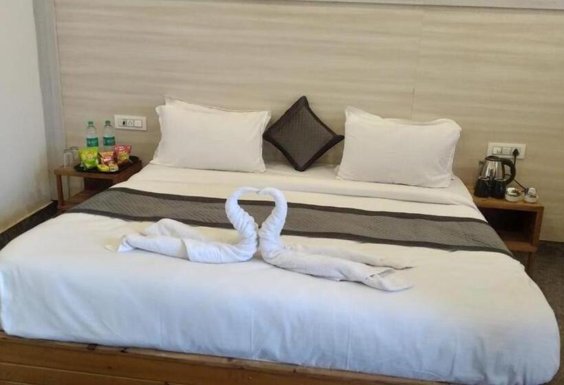 수피리어 스튜디오, The Farmerian Resort