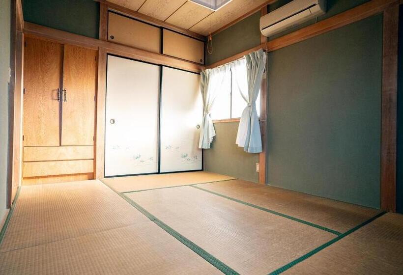 带共用浴室的标准房间, 解釈は人それぞれ 常陸家