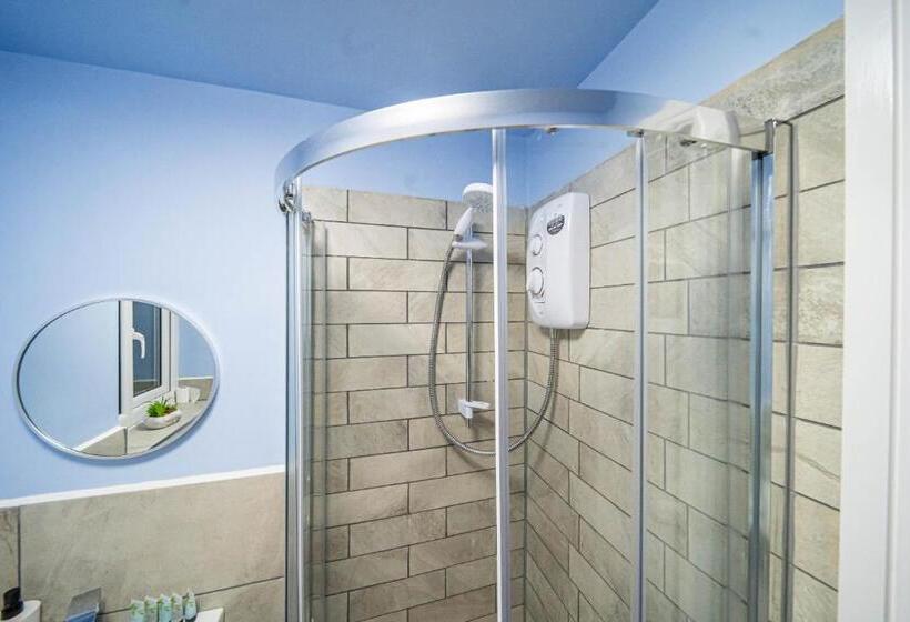 Дом 1 Спальня, Bv Homely Aparthotel Almondbury Huddersfield