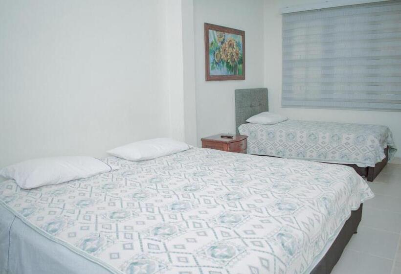 Quarto Triplo Estandar, Casa Hotel Alnor