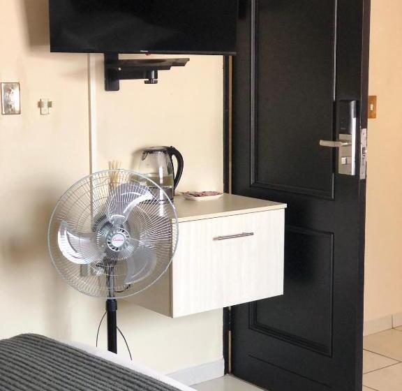 Люкс Повышенной Комфортности, Bedfordview Accommodation