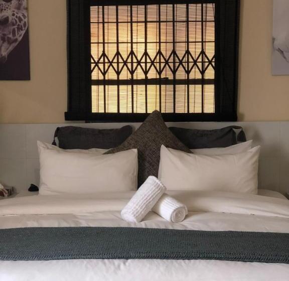 Люкс Повышенной Комфортности, Bedfordview Accommodation