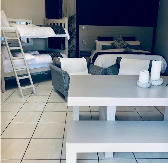 Семейный Номер Deluxe, Bedfordview Accommodation