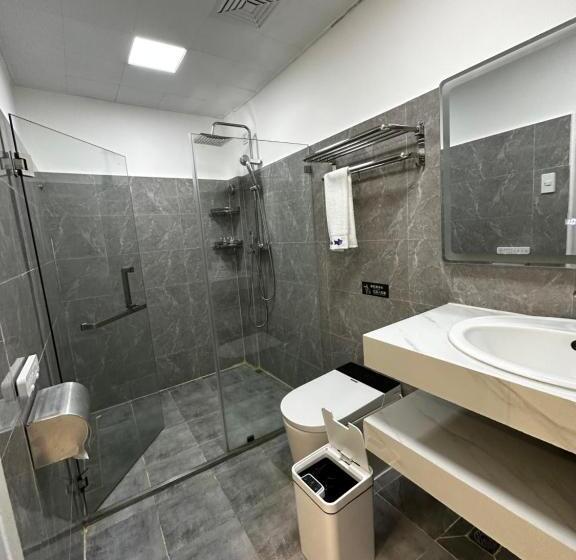 Номер Superior Вид на Море, Luckytito Anilao Resort
