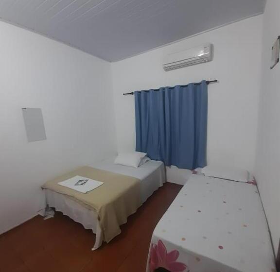 Quarto Triplo Comfort, Perola Ltda