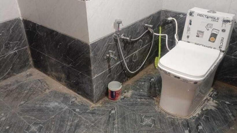 اتاق کلاسیک سه تخته, Spot On Hotel Bairi Love