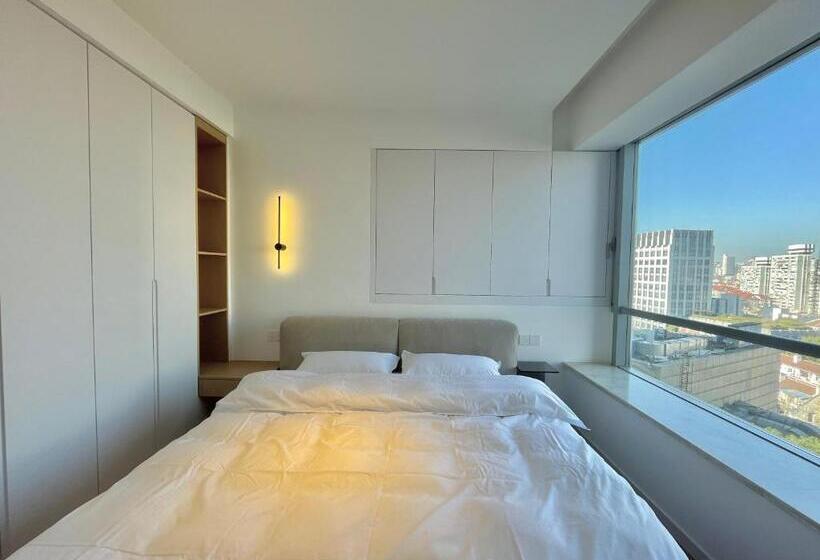 Escritório Deluxe, Zhome Count Luxury Apartment