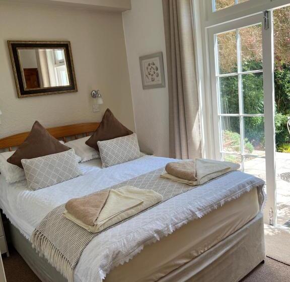 Номер Стандарт, Bedford Lodge