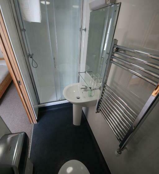 Triple Standard Room with Bunk Beds, Black Isle Bar & Rooms