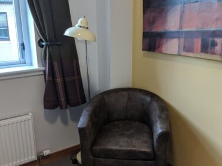 اتاق استاندارد, Black Isle Bar & Rooms