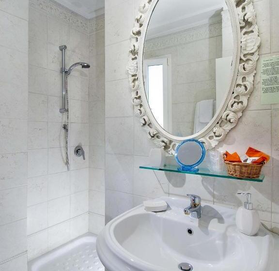 Quarto Estandar com Sacada, Mayflower