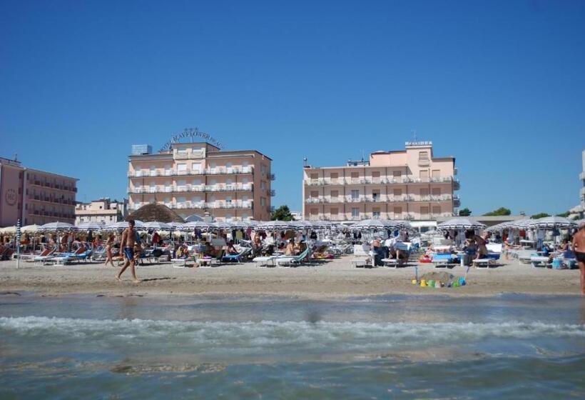 Quarto Basic vista de mar lateral., Mayflower