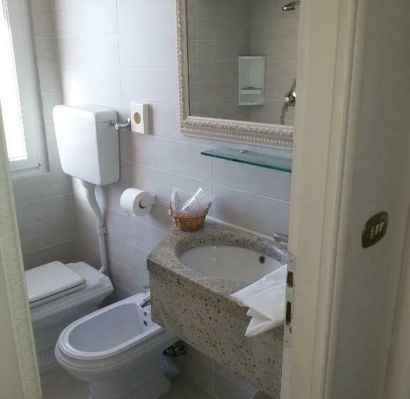 Quarto Estandar Vista Mar com Sacada, Mayflower