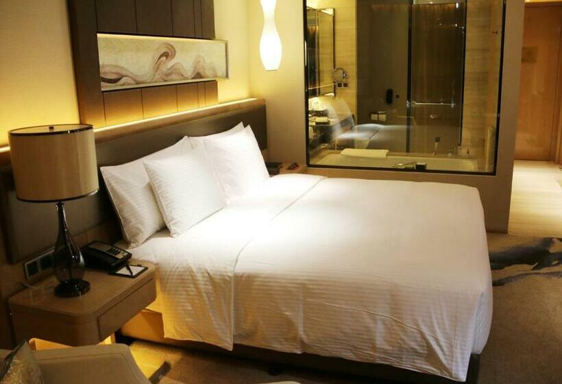 Номер Deluxe Кровать Кинг, Wanda Realm Bengbu