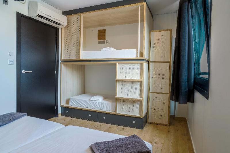 공동 객실, Koisi Hostel