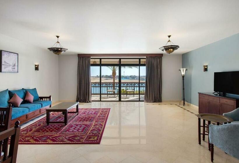 سوئیت پریمیوم, Marina Resort Port Ghalib, A Member Of Radisson Individuals