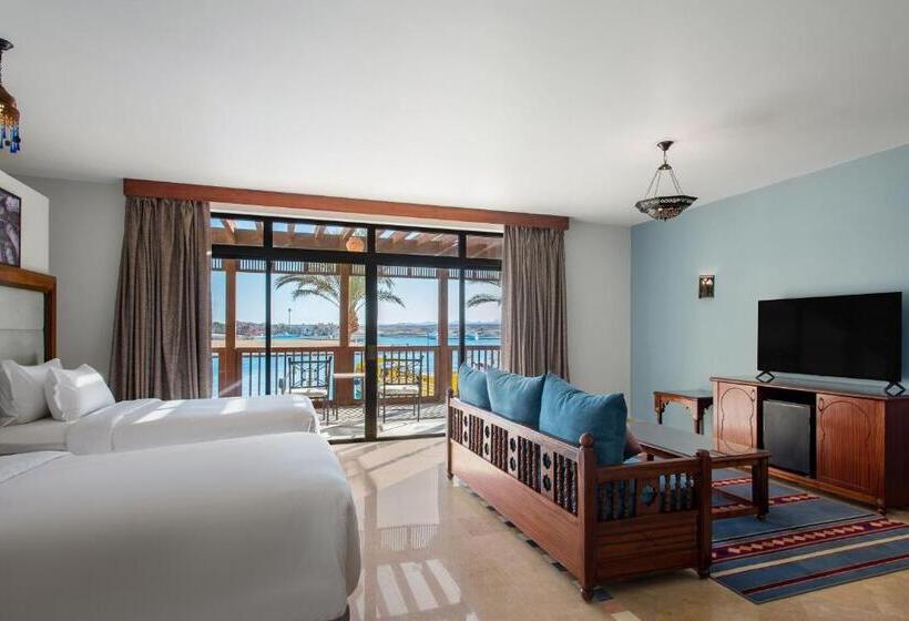 سوئیت جونیور با چشم‌انداز, Marina Resort Port Ghalib, A Member Of Radisson Individuals