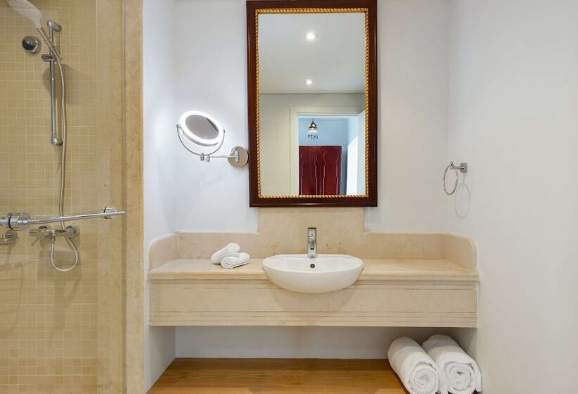 سوییت جونیور با چشم‌انداز استخر, Marina Resort Port Ghalib, A Member Of Radisson Individuals
