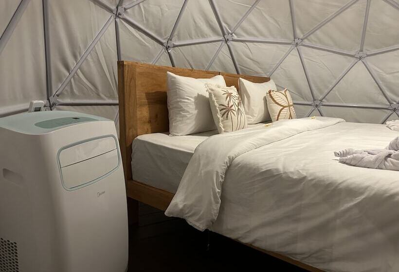 Standard Tent, Glamping @ Pebbles & Fins