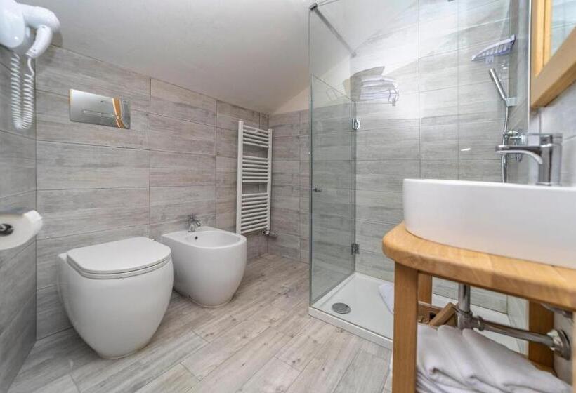 اتاق استاندارد, Hotiday Chalet Sestriere Vialattea