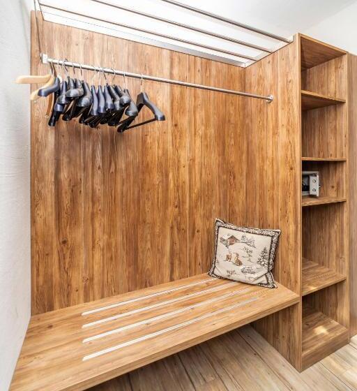 اتاق استاندارد, Hotiday Chalet Sestriere Vialattea